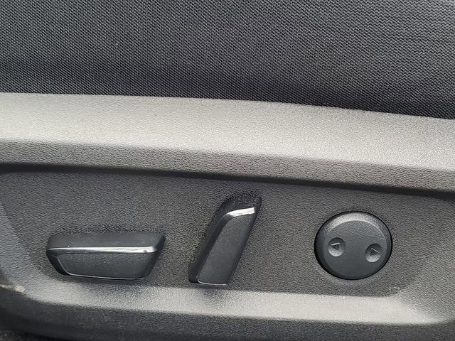 Used 2024 Nissan Rogue SV image 35