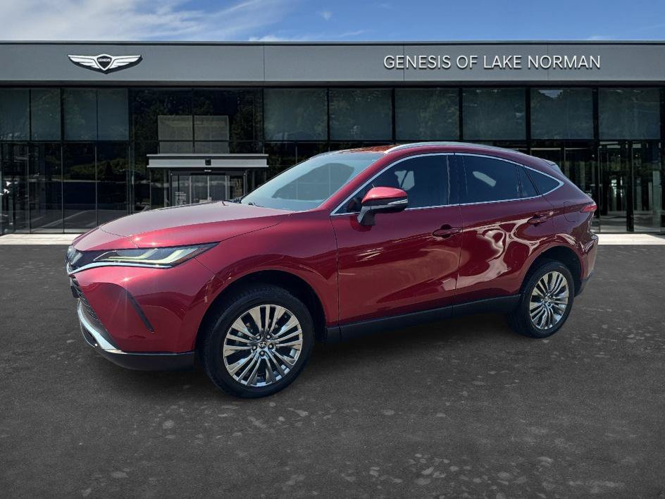 Used 2022 Toyota Venza XLE