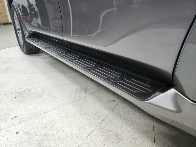 Used 2023 Nissan Armada SL image 54