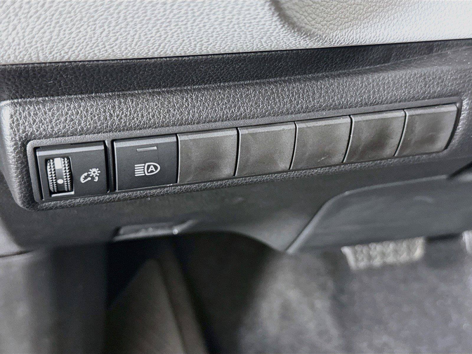 Used 2026 Toyota Corolla SE FWD image 17