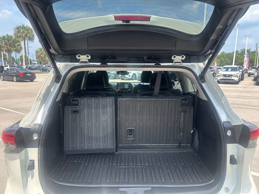 Used 2021 Toyota Highlander Limited AWD/4WD image 13