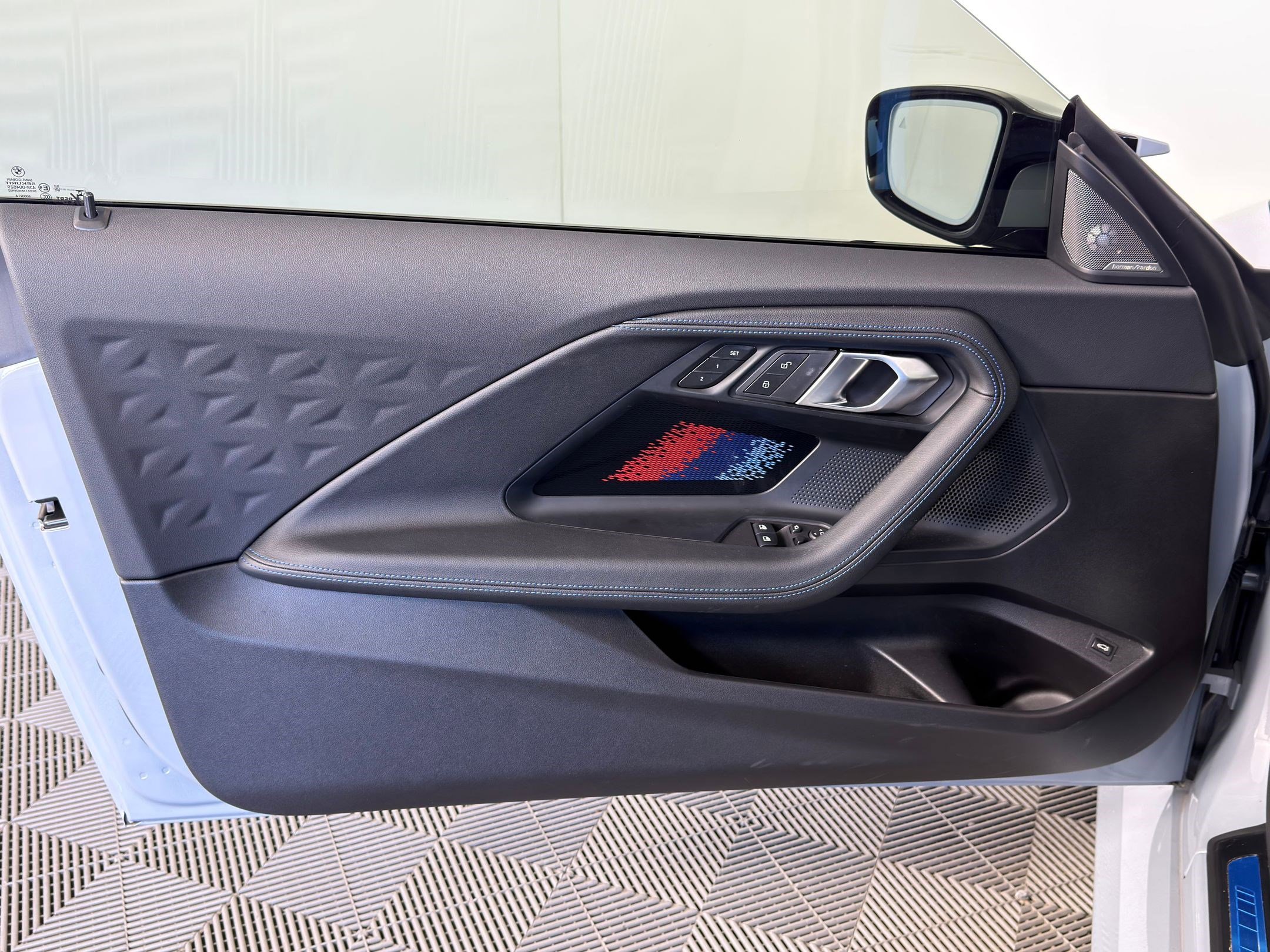 Used 2025 BMW M2 Coupe w/ Lighting Package image 10