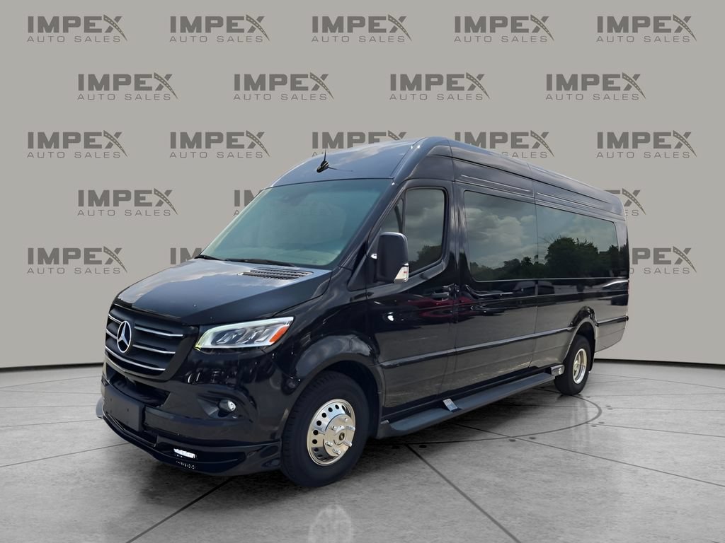 Used 2024 Mercedes-Benz Sprinter 3500 image 1