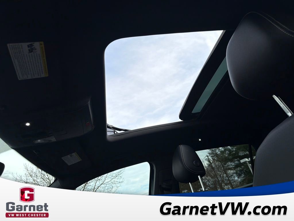 Certified 2023 Volkswagen Atlas Cross Sport SE w/ Panoramic Sunroof Package image 21