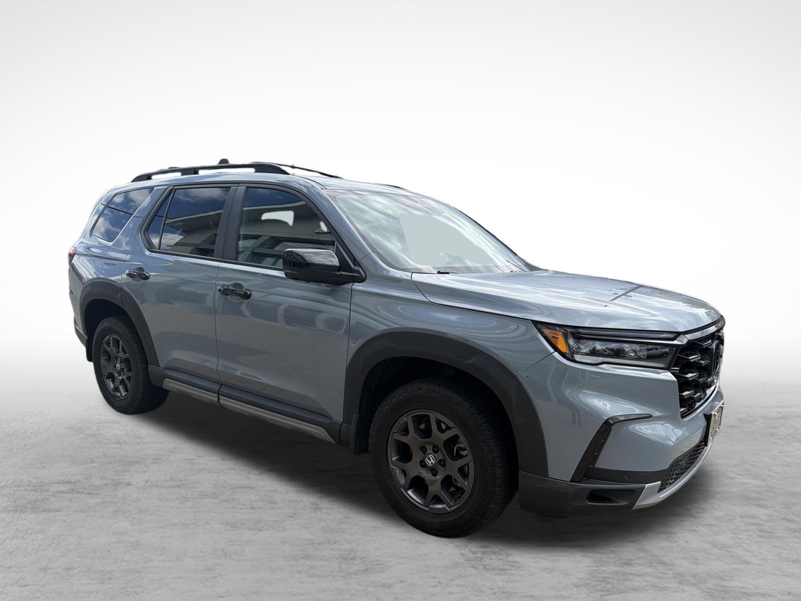 Used 2023 Honda Pilot TrailSport image 8