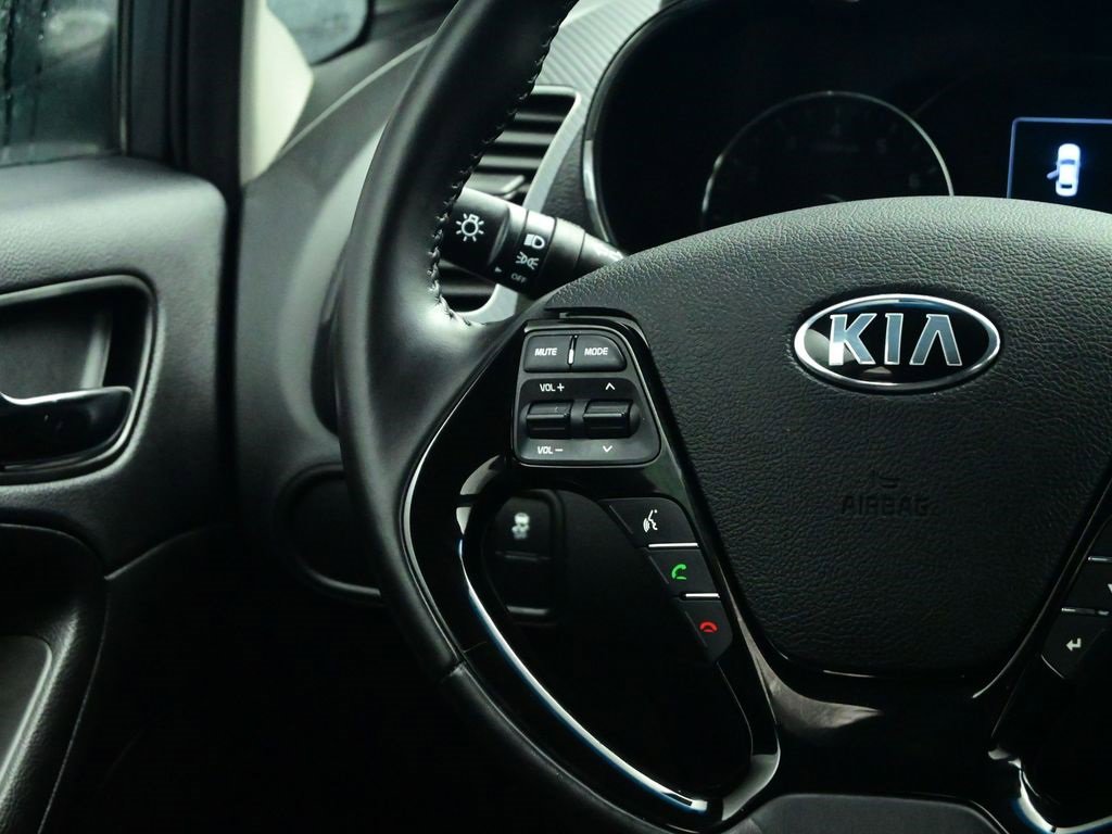 Used 2018 Kia Forte S image 11