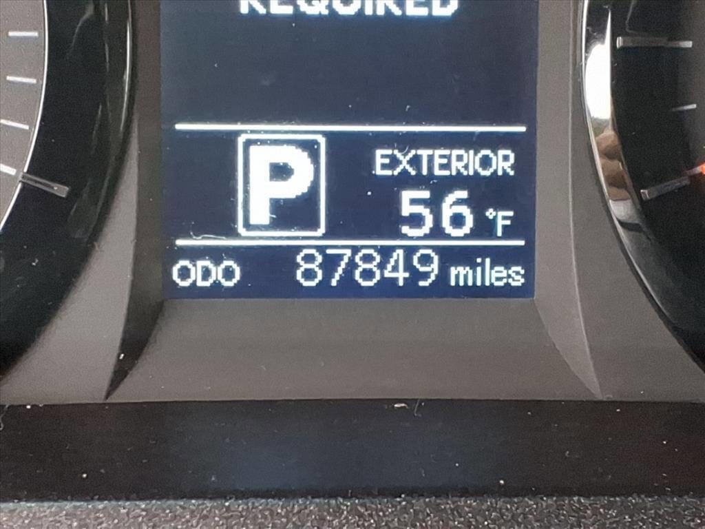 Used 2017 Toyota Sienna LE image 26