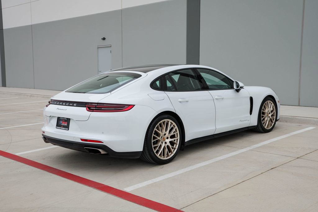 Used 2020 Porsche Panamera Edition image 7