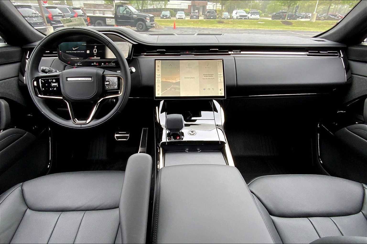 Used 2025 Land Rover Range Rover Sport Autobiography image 7