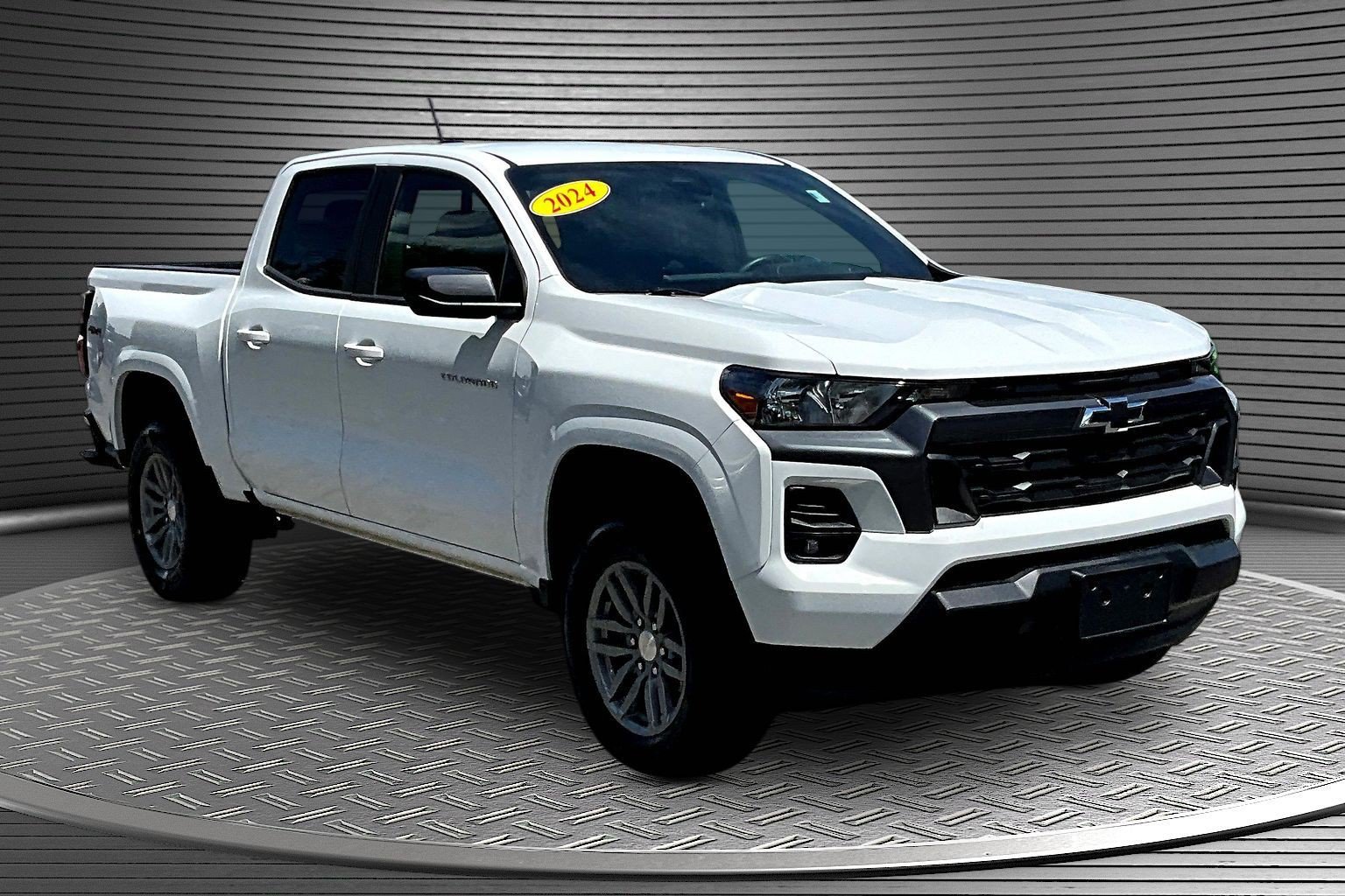 Used 2024 Chevrolet Colorado LT w/ LT Convenience Package II