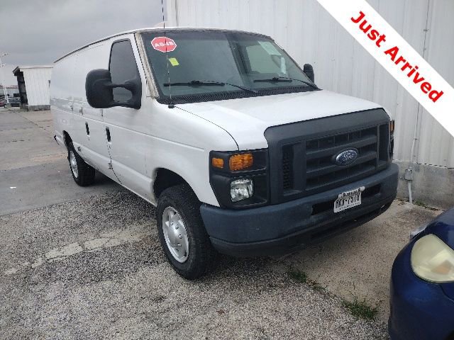 Used 2013 Ford E-250 and Econoline 250 Extended RWD image 3