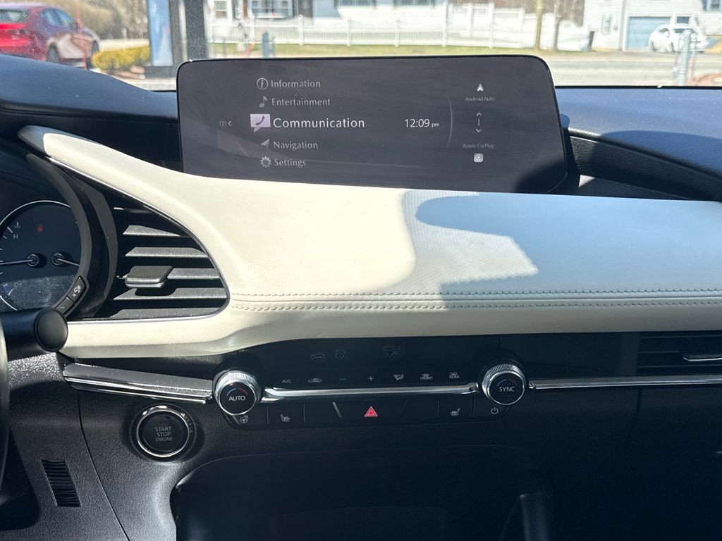 Used 2025 MAZDA MAZDA3 2.5 Turbo Sedan w/Premium Plus image 21