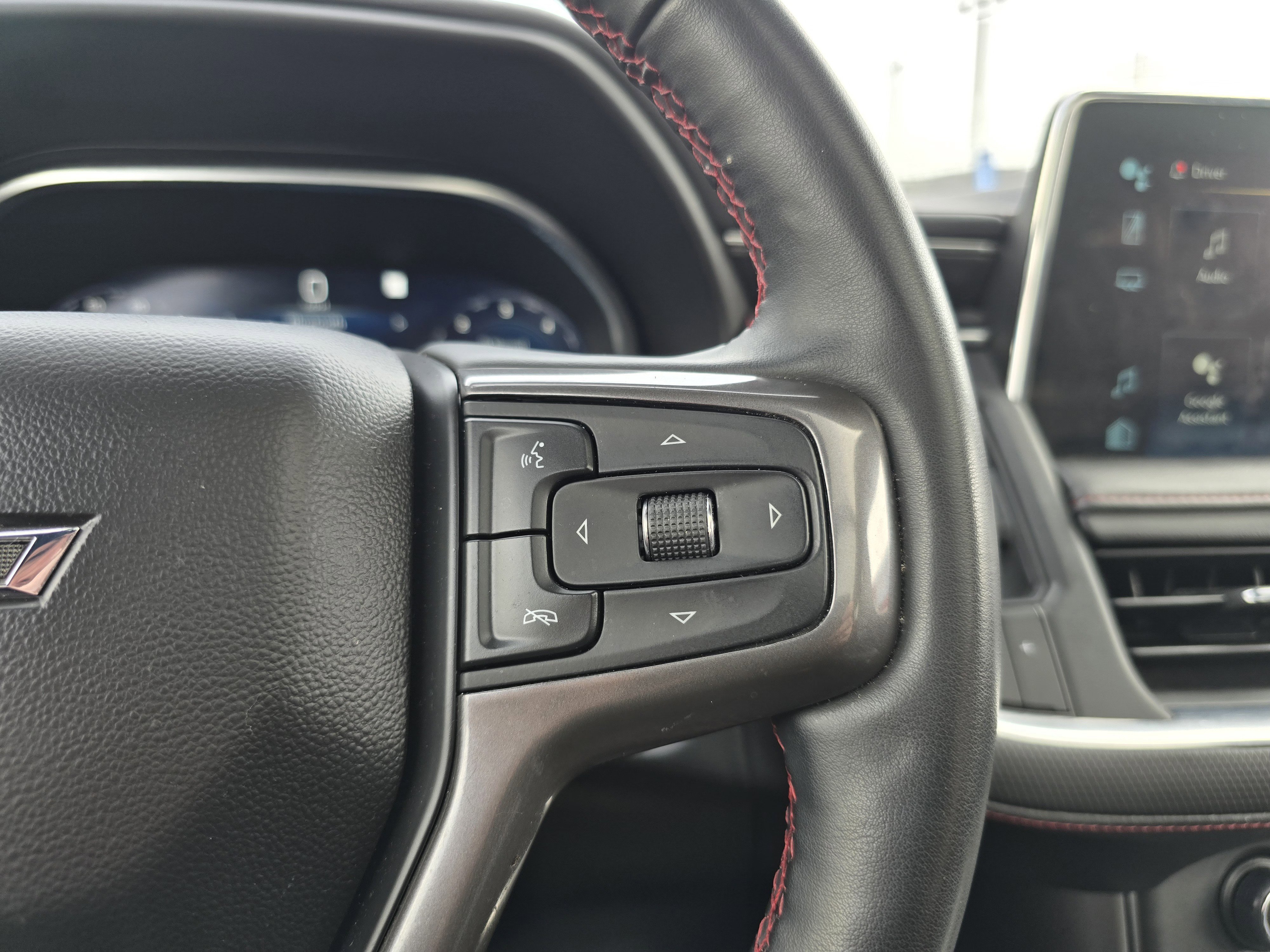 Used 2023 Chevrolet Suburban RST w/ Sport Performance Package image 24