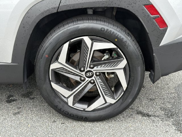 Certified 2024 Hyundai Tucson SEL w/ Convenience Package FWD image 23