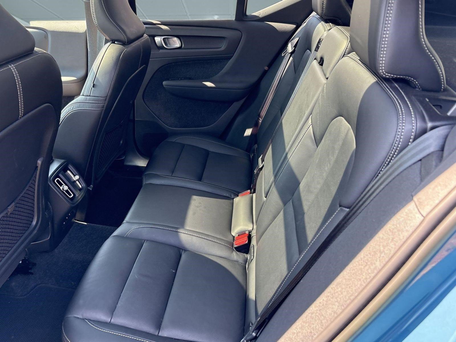 Certified 2023 Volvo XC40 B5 Plus w/ Driver Assist Package image 14