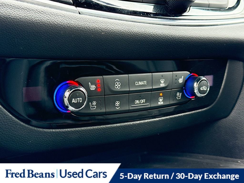 Used 2023 Buick Enclave Premium w/ Experience Buick Package image 18