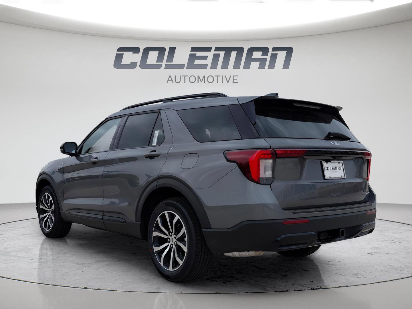 New 2026 Ford Explorer ST-Line AWD/4WD image 3