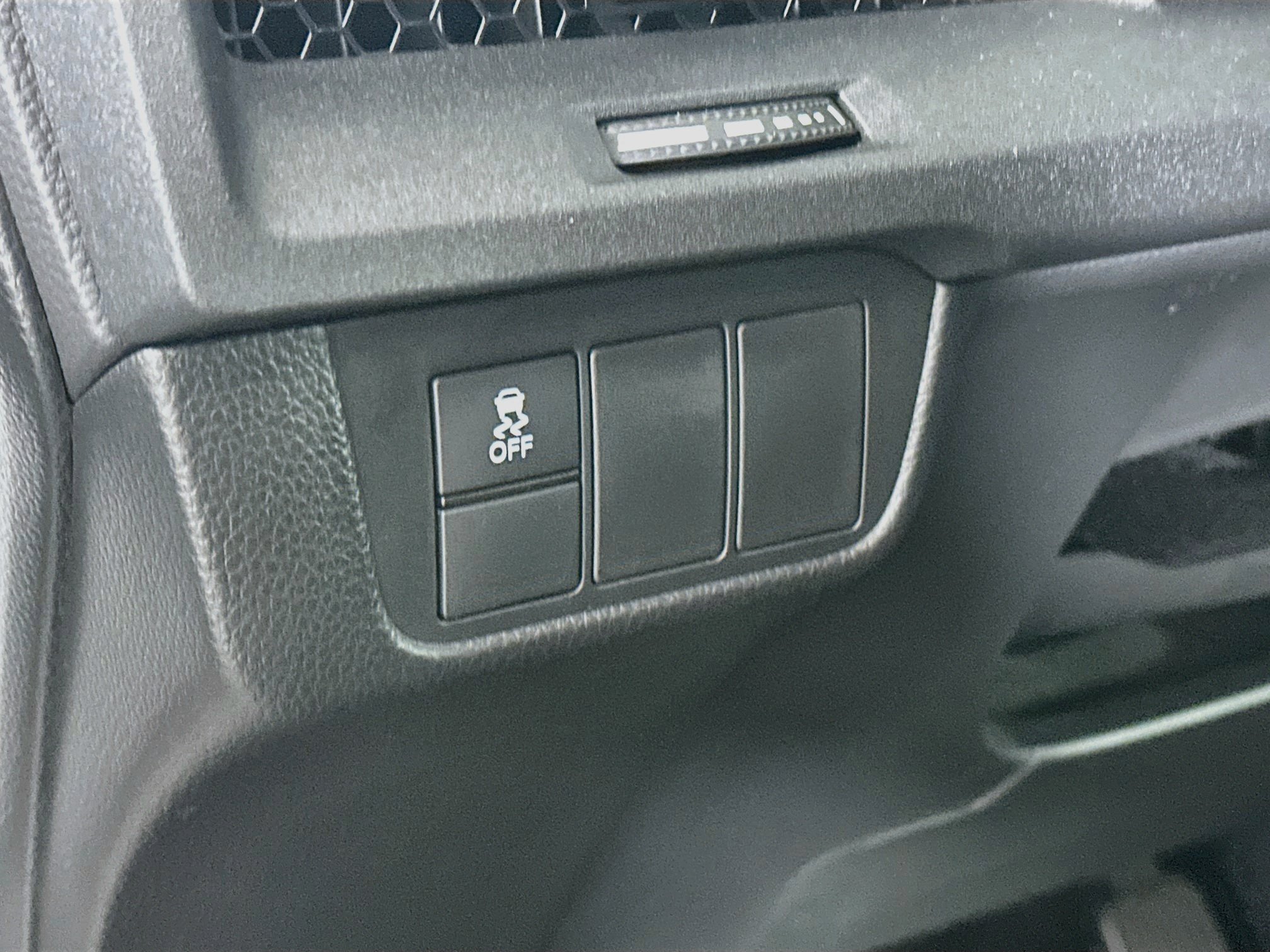 Used 2025 Honda CR-V EX image 17