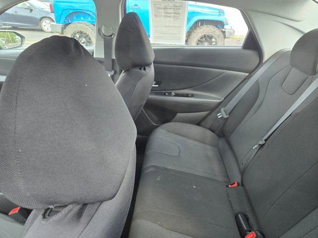Used 2024 Hyundai Elantra SE image 9