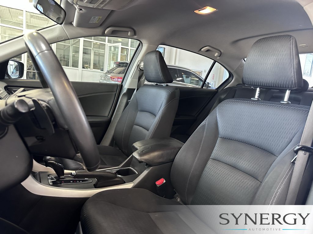 Used 2015 Honda Accord Sport image 25