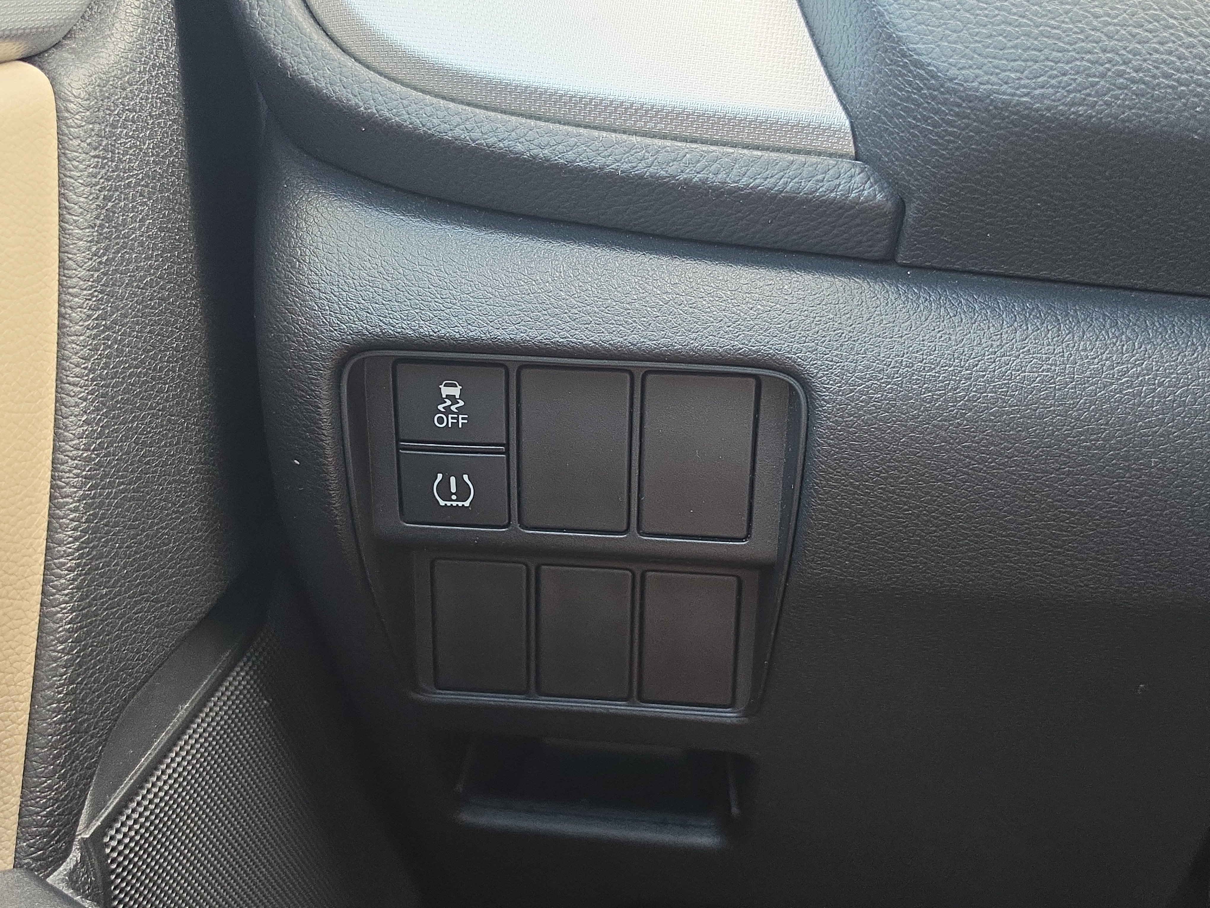Used 2019 Honda CR-V LX image 28