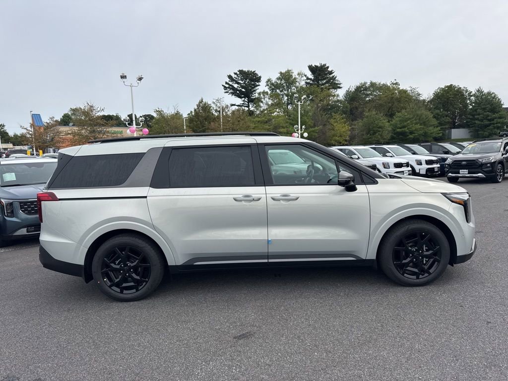 New 2026 Kia Carnival SX w/ SX Dark Edition Package image 4