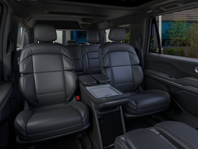 New 2025 Lincoln Navigator L Reserve w/ Jet Appearance Package AWD/4WD image 12