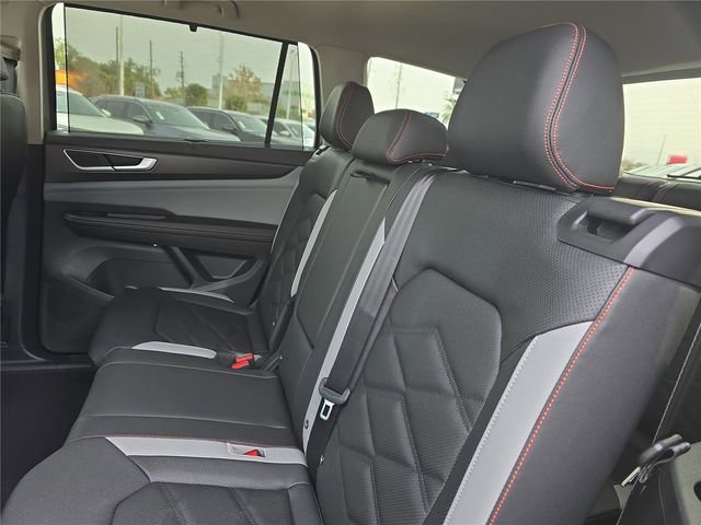 New 2026 Volkswagen Atlas Peak Edition AWD/4WD image 16