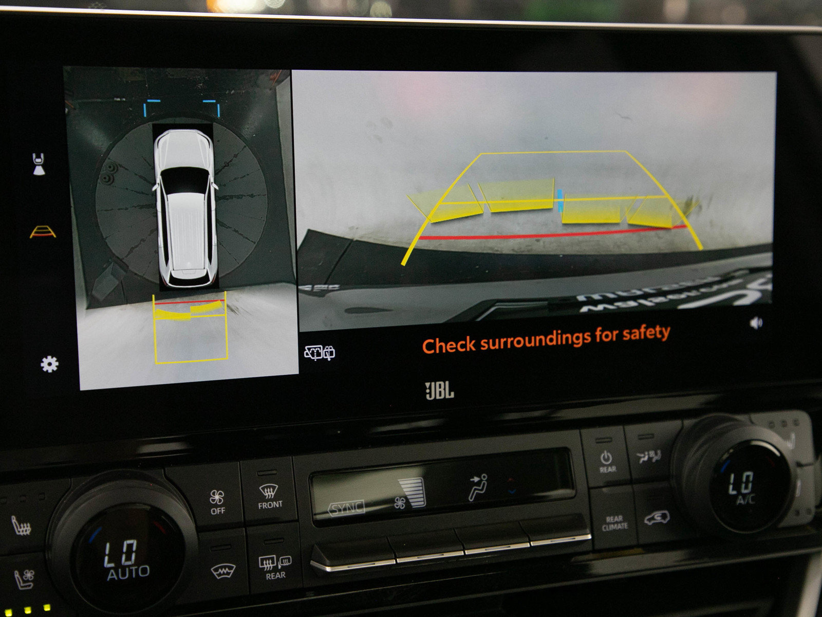 Used 2024 Toyota Grand Highlander AWD Hybrid image 27