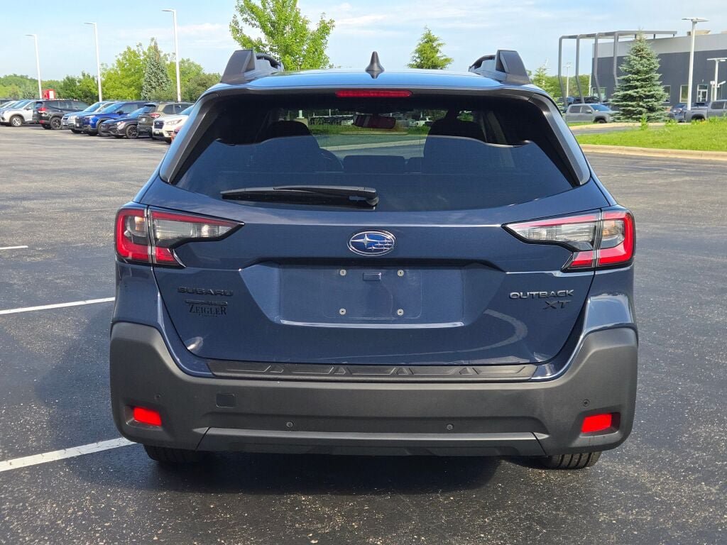 Certified 2024 Subaru Outback Onyx Edition XT AWD/4WD image 12