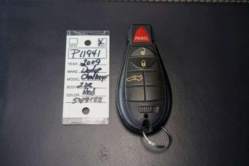 Used 2009 Dodge Challenger SRT8 RWD image 30