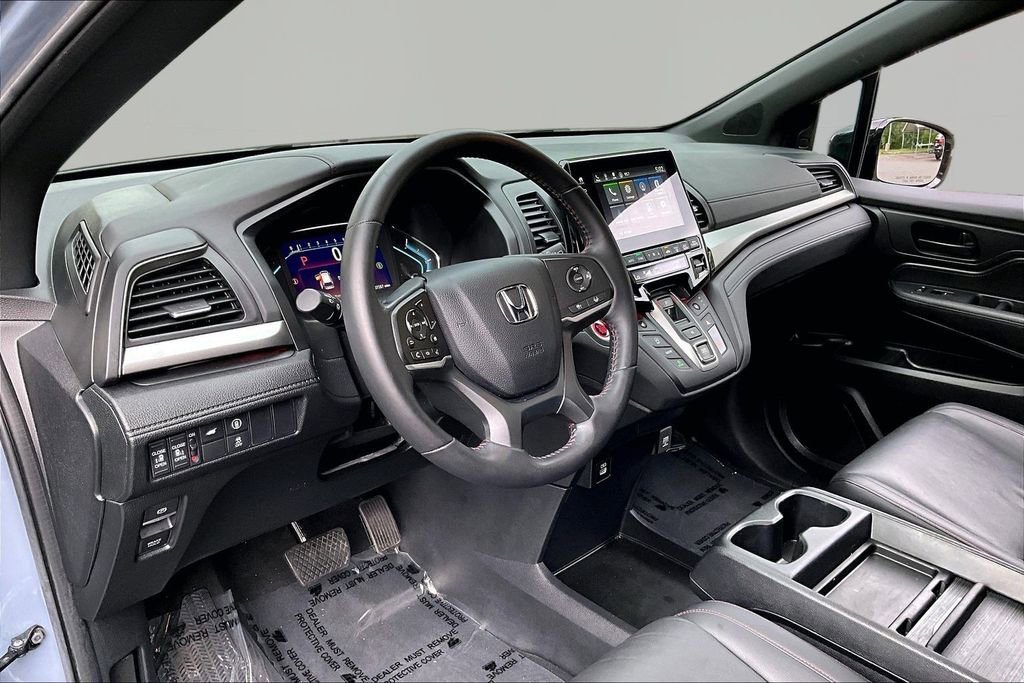 Used 2024 Honda Odyssey Sport image 14