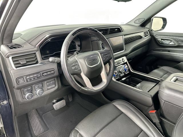 Used 2023 GMC Yukon Denali w/ Advanced Technology Package AWD/4WD image 21