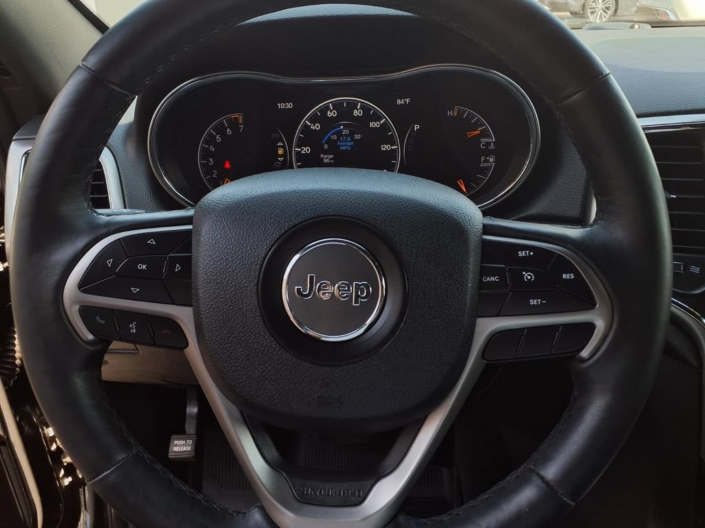 Used 2018 Jeep Grand Cherokee Altitude RWD image 13