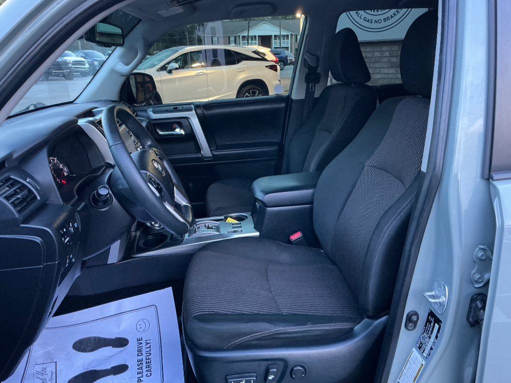 Used 2022 Toyota 4Runner Trail Special Edition AWD/4WD image 13