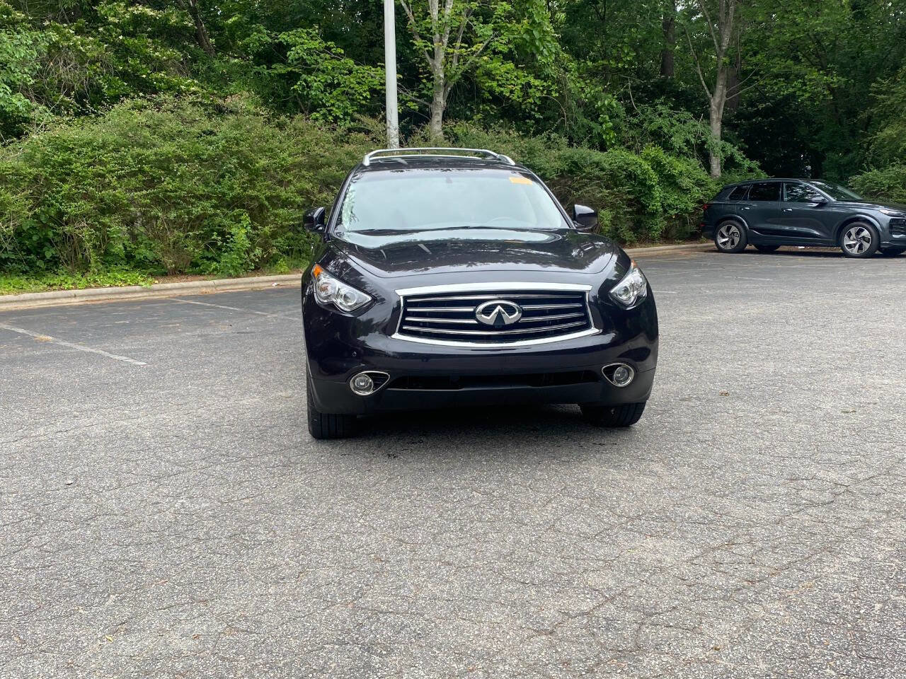 Used 2013 INFINITI FX37 2WD w/ Premium Pkg image 2