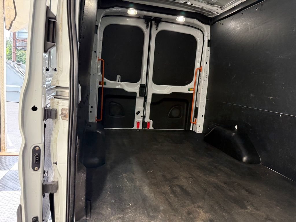 Used 2019 Ford Transit 150 148 Medium Roof RWD image 24