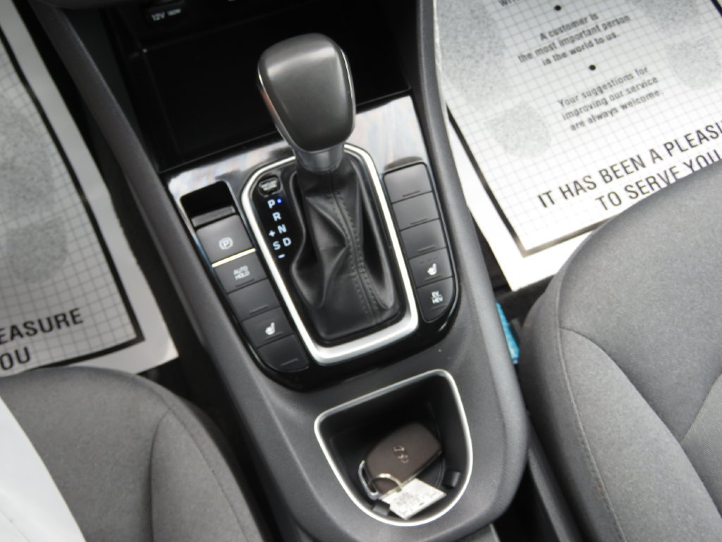 Used 2021 Hyundai Ioniq SE FWD image 22