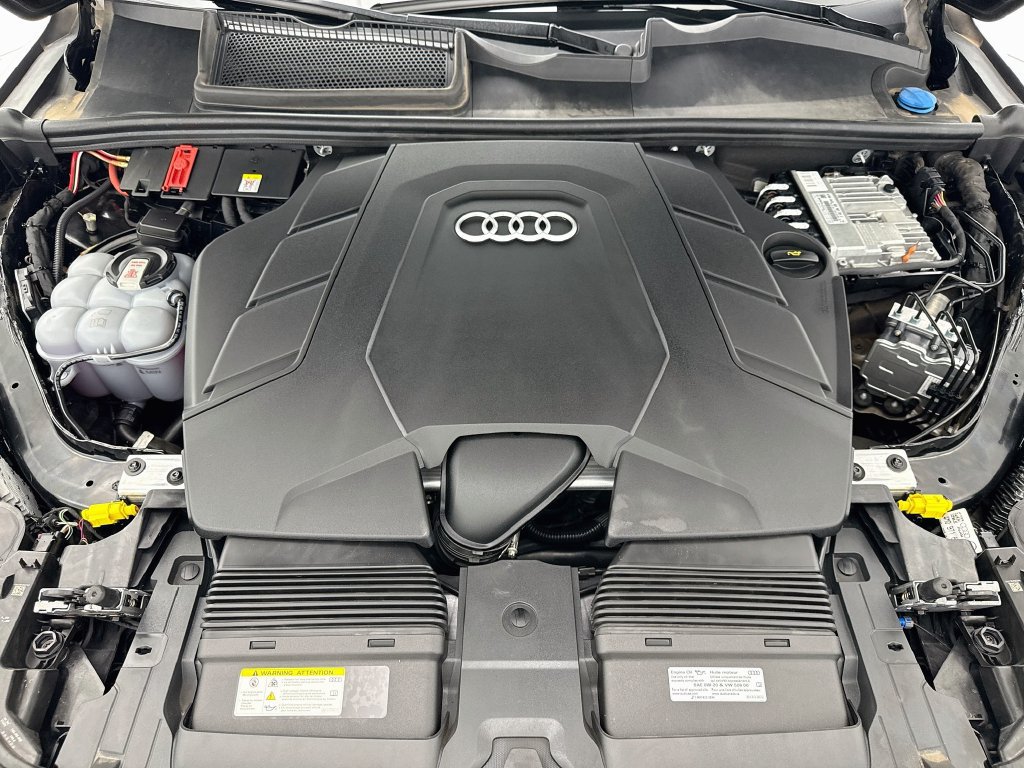Used 2023 Audi Q7 3.0T Premium Plus w/ Premium Plus Package AWD/4WD image 28