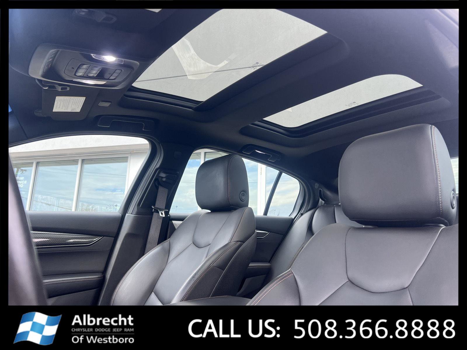 Used 2022 Cadillac CT5 V w/ LPO, ONYX Package image 31