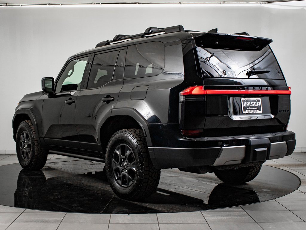 Used 2024 Lexus GX 550 image 6