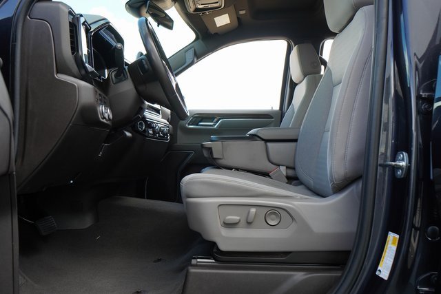 Used 2023 GMC Sierra 1500 SLE image 26