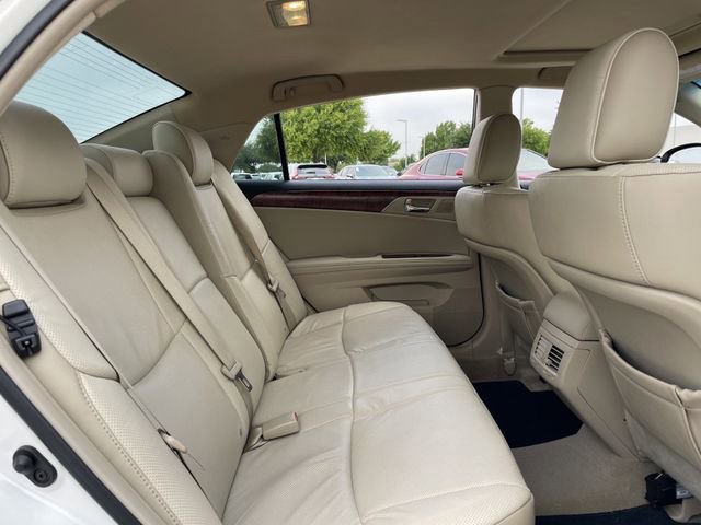 Used 2011 Toyota Avalon Limited image 26