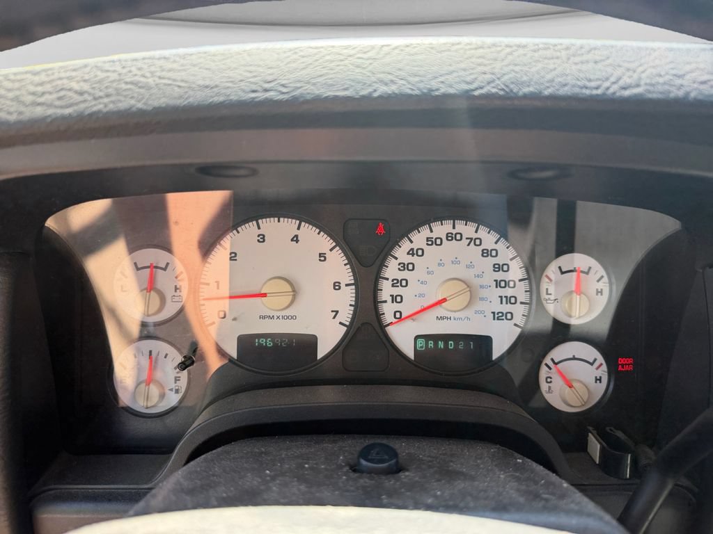 Used 2004 Dodge Ram 1500 Truck SLT AWD/4WD image 13