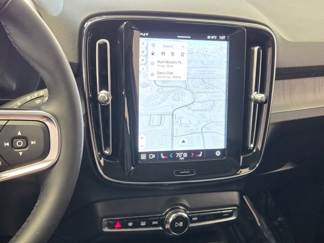 Used 2023 Volvo XC40 B5 Core AWD/4WD image 24