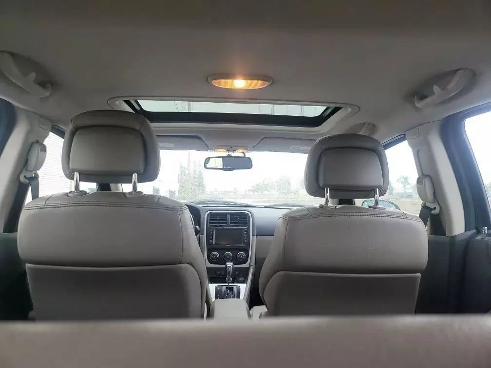 Used 2011 Dodge Caliber Uptown image 24