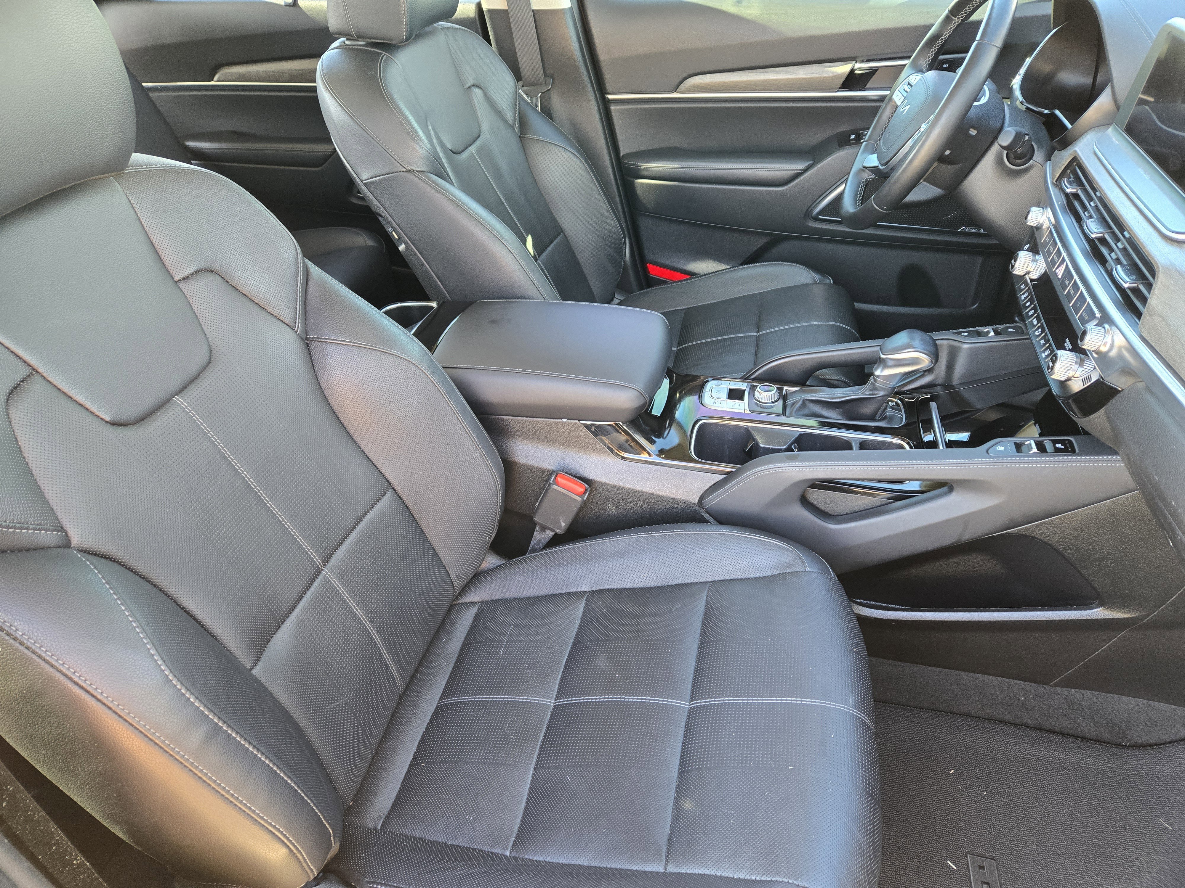 Used 2022 Kia Telluride SX w/ Nightfall Edition Package image 20