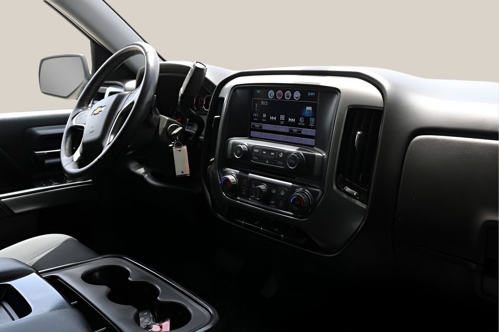 Used 2018 Chevrolet Silverado 1500 LT w/ Texas Edition RWD image 19