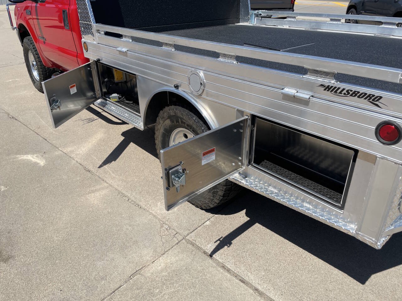 Used 2002 Ford F350 4x4 Regular Cab Super Duty image 25