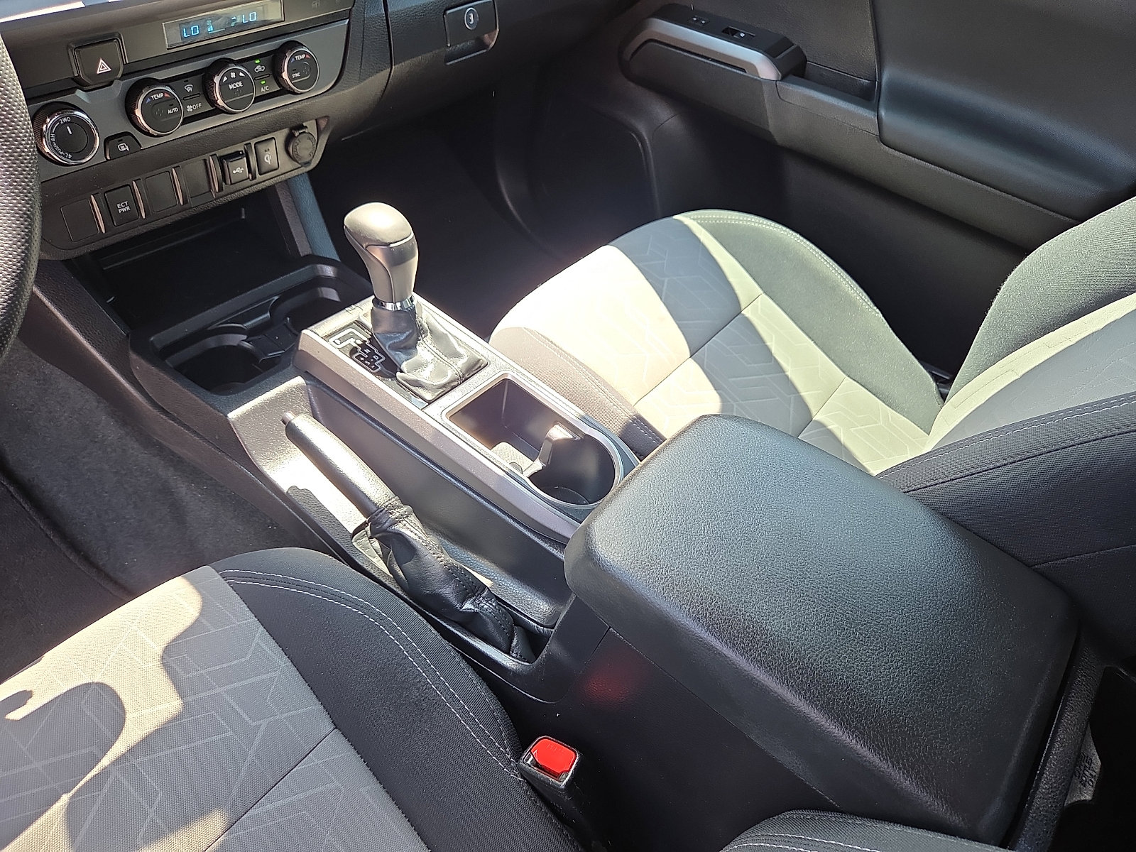 Used 2023 Toyota Tacoma TRD Off-Road AWD/4WD image 25